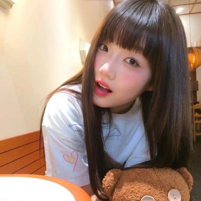 龙纹身的女孩